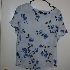Ann Taylor Factory Blue Floral Short Ruffle Sleeve Top